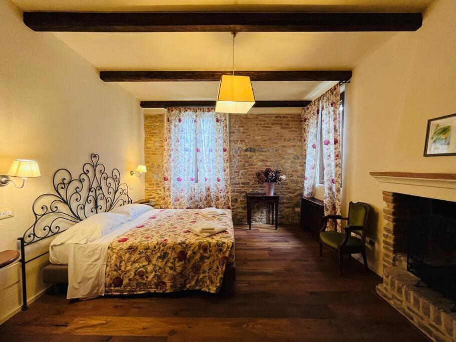 Villa Finetta - Tabiano Castello Country Villas Сальсомаджоре-Терме Экстерьер фото